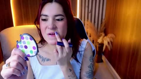 Snapshot of peige_tx chatting on 01-08-26, 01:13 peige_tx online show from 01-08-26, 01:13