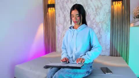 Peiton Lee online show from 06-23-26, 12:14