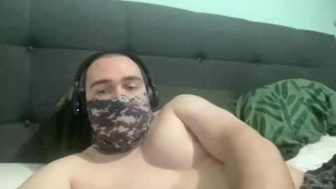 Snapshot of pelao2007 chatting on 02-07-26, 01:15 easy cum online show from 02-07-26, 01:15