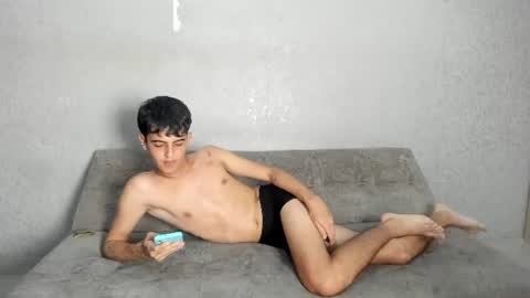 Snapshot of pelusos_mens chatting on 07-22-26, 07:27 CAIN-19 ALLEN-18 RONALD-18 AUSTIN-18 MOD DANTE online show from 07-22-26, 07:27