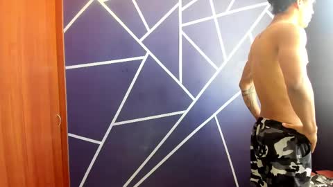 Pendragom online show from 01-12-25, 03:25