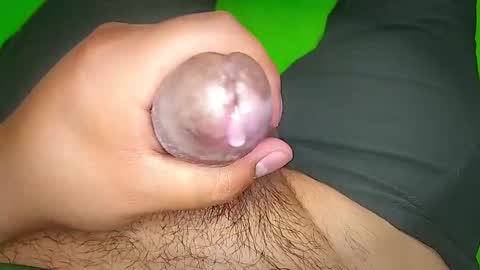 Snapshot of penils_juicy chatting on 12-14-25, 01:00 Penils online show from 12-14-25, 01:00