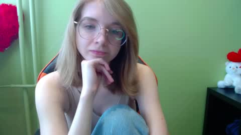 Penny online show from 03-25-26, 07:36