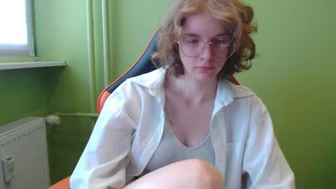 Penny online show from 05-05-26, 06:21