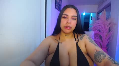 Snapshot of pennyomelons chatting on 09-08-25, 05:01 My onlyfans   online show from 09-08-25, 05:01
