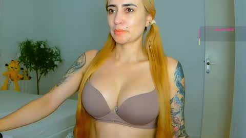 Hi Im Penelope  better vibrations  1111 online show from 07-15-26, 09:31