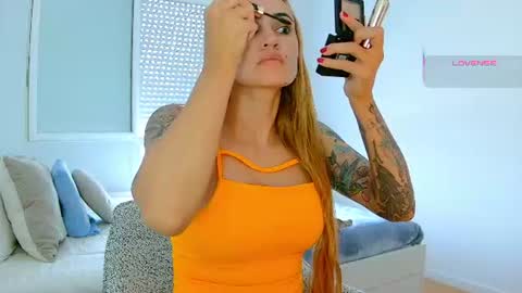 Hi Im Penelope  better vibrations  1111 online show from 07-23-26, 11:19