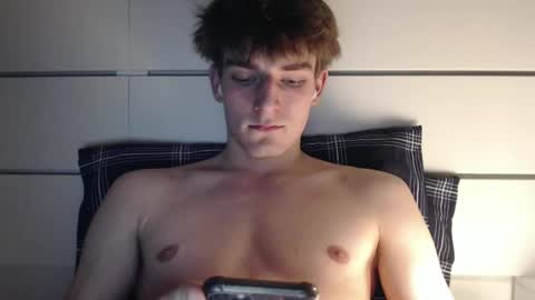 cutebelgianboy online show from 01-01-25, 09:20