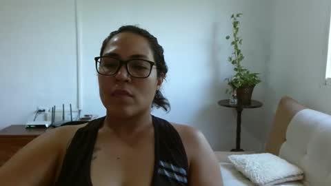 Snapshot of pepitt45 chatting on 05-11-26, 04:37 Megan online show from 05-11-26, 04:37