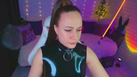 Dia  online show from 02-10-26, 08:24