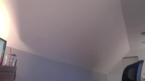 Snapshot of pepper_rock chatting on 12-17-24, 08:32 Pepper Rock online show from 12-17-24, 08:32