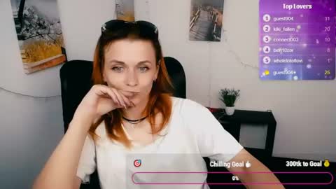 Snapshot of peppymia chatting on 06-12-26, 07:29 Mia online show from 06-12-26, 07:29