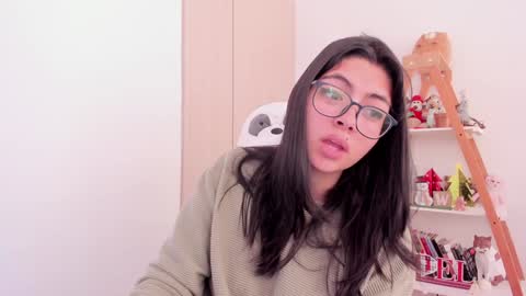 Sarah Ana Banana online show from 12-27-24, 03:04