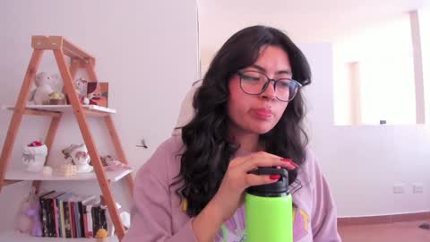 Sarah Ana Banana online show from 01-28-25, 07:32