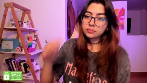 Sarah Ana Banana online show from 04-06-26, 05:19