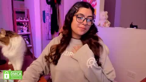 Snapshot of perfect__ana chatting on 06-19-26, 11:14 Sarah Ana Banana online show from 06-19-26, 11:14