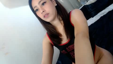 Snapshot of perfect_suckerqueen69 chatting on 02-16-25, 02:31 Sweet Gwen online show from 02-16-25, 02:31
