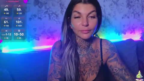 Snapshot of perfecttbaby77n chatting on 12-10-24, 02:39 Anna online show from 12-10-24, 02:39
