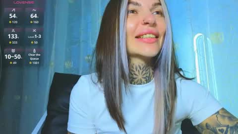 Snapshot of perfecttbaby77n chatting on 07-21-26, 02:19 Anna online show from 07-21-26, 02:19