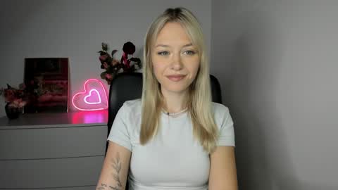 Snapshot of perfectxcindy chatting on 12-03-24, 06:15 Cindy online show from 12-03-24, 06:15