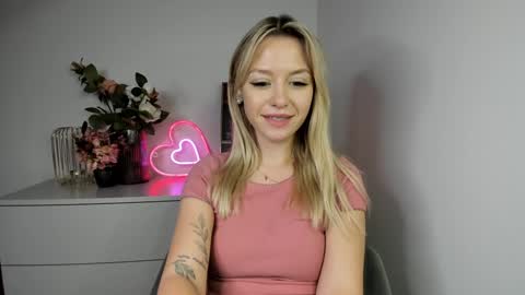 Snapshot of perfectxcindy chatting on 12-23-24, 12:52 Cindy online show from 12-23-24, 12:52