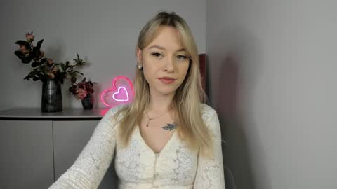 Snapshot of perfectxcindy chatting on 01-24-25, 06:14 Cindy online show from 01-24-25, 06:14