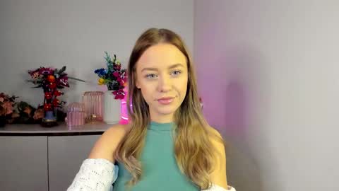 Snapshot of perfectxcindy chatting on 01-19-26, 06:39 Cindy online show from 01-19-26, 06:39