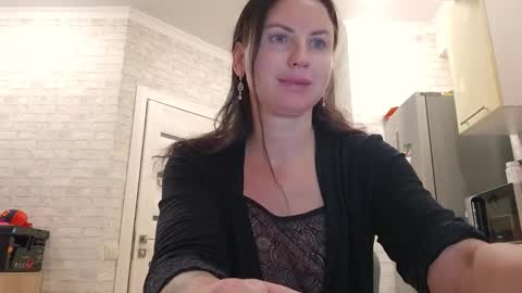 Snapshot of performance_studio chatting on 03-17-26, 10:24 performance_studio online show from 03-17-26, 10:24