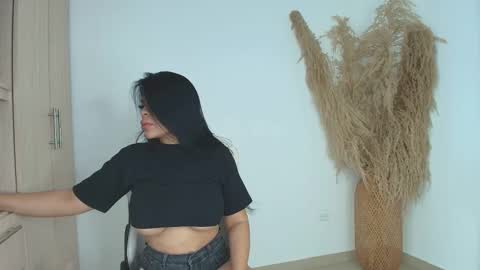 PERLA online show from 09-13-25, 07:46