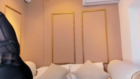 PerlaPreciosa online show from 09-23-25, 03:42