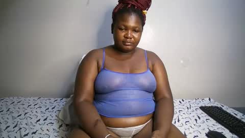 Snapshot of perpetual_doll chatting on 10-16-25, 07:26 perpetual_doll online show from 10-16-25, 07:26