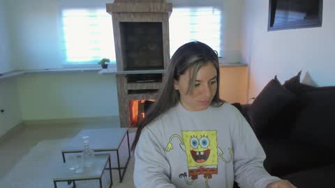 Snapshot of persefone_saira chatting on 01-08-25, 12:26 Marie online show from 01-08-25, 12:26