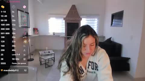 Snapshot of persefone_saira chatting on 02-26-25, 12:36 Marie online show from 02-26-25, 12:36