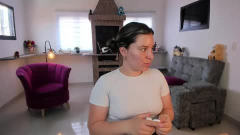 Snapshot of persefone_saira chatting on 03-11-25, 03:56 Marie online show from 03-11-25, 03:56