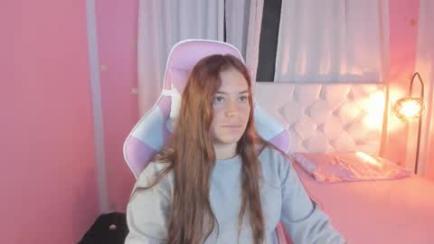 Snapshot of persefone_saira chatting on 12-02-25, 09:36 Marie online show from 12-02-25, 09:36