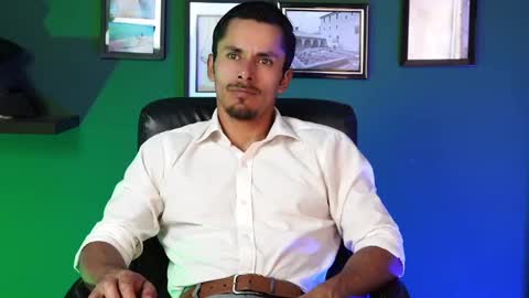 Snapshot of perseoo_88 chatting on 12-15-25, 07:51 andres online show from 12-15-25, 07:51