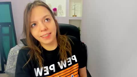 horror flying on the wings of the night.... online show from 03-22-26, 07:23