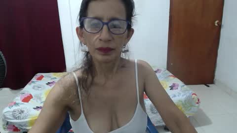 luz  online show from 09-26-25, 02:59