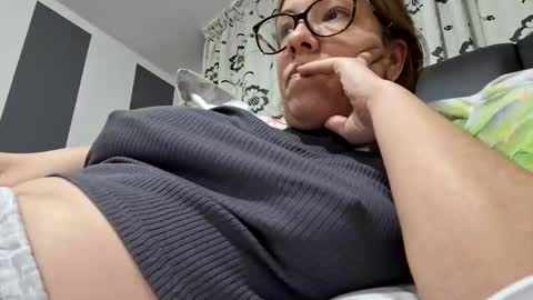 Lisa -  online show from 02-22-25, 04:51