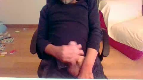 pesketig42 online show from 04-25-26, 09:01