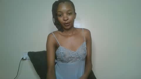 Snapshot of petal_palette chatting on 06-02-26, 09:11 Lolly online show from 06-02-26, 09:11