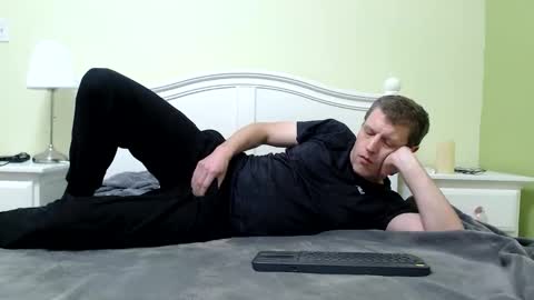 Peter2112 online show from 11-12-25, 01:39