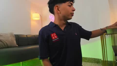 Snapshot of peter_chase chatting on 11-15-25, 06:26 Peter online show from 11-15-25, 06:26