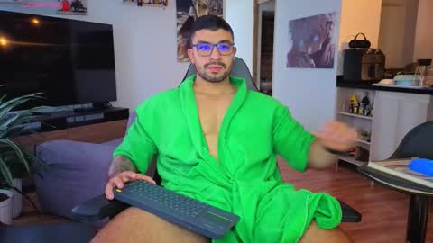 Peter Jack online show from 11-30-25, 05:28