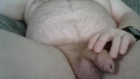 Snapshot of peterrabbit806 chatting on 12-29-24, 01:28 Stroking for my pleasure online show from 12-29-24, 01:28