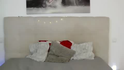 Peters Emily online show from 02-07-25, 06:13