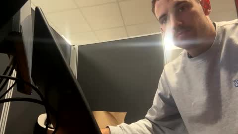 Snapshot of peterskinny24 chatting on 02-18-25, 07:52 ttps VF8L9ABFMref wl share online show from 02-18-25, 07:52