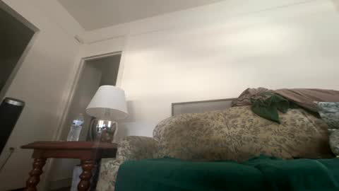 petersonkent6745 online show from 10-05-25, 11:35