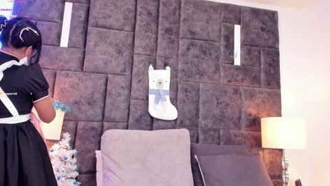 Snapshot of petit_rosseowo chatting on 12-17-24, 10:22 Im Rosse but u can call me Rossie or Rosita . online show from 12-17-24, 10:22