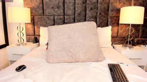 Snapshot of petit_rosseowo chatting on 02-02-25, 01:23 Im Rosse but u can call me Rossie or Rosita . online show from 02-02-25, 01:23